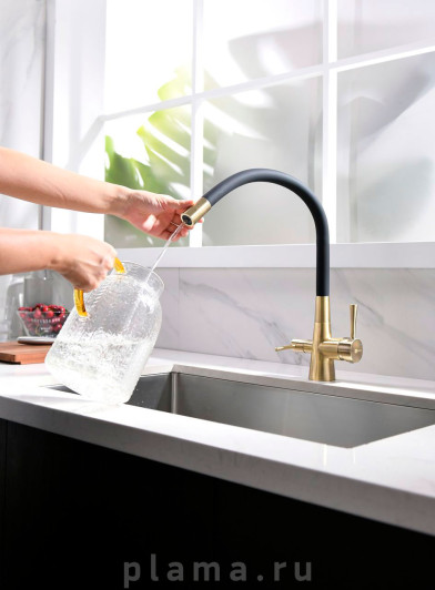 Смеситель Lemark Comfort LM3075B для кухонной мойки plama.ru